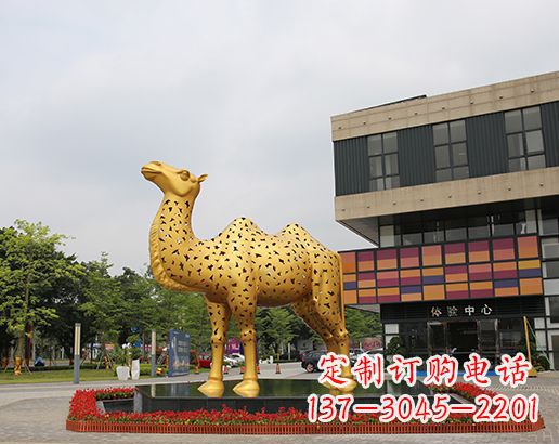辽阳闪亮可爱的不锈钢骆驼雕塑