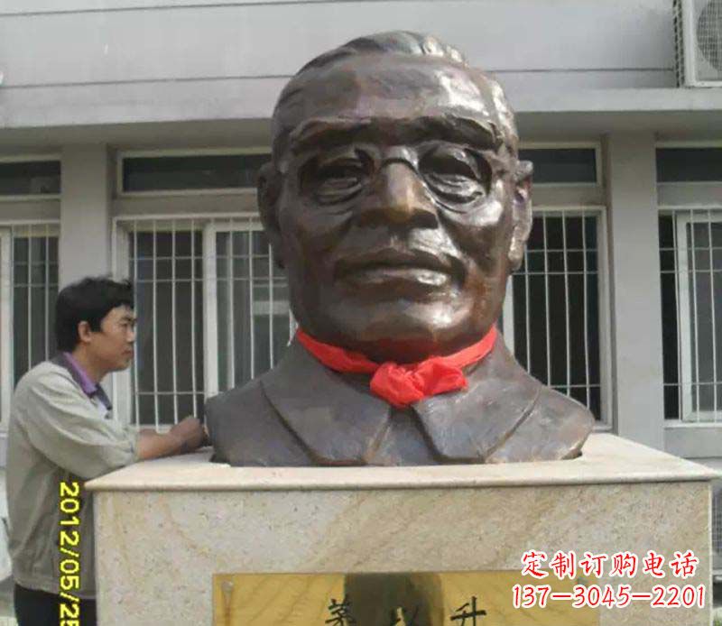 辽阳领雕塑:打造精致头像铜雕