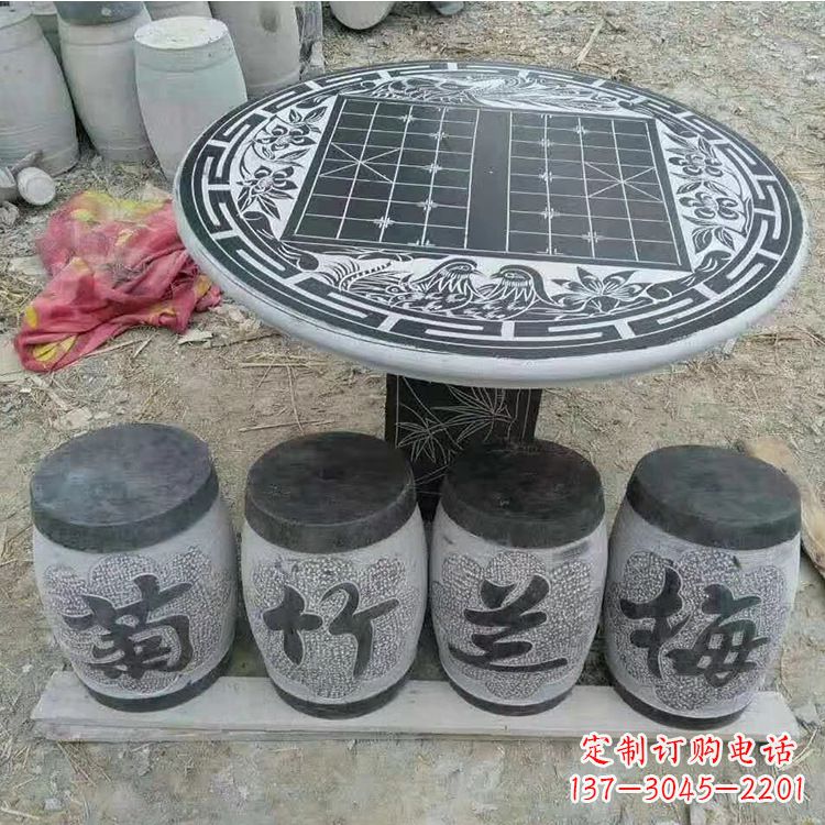 辽阳传统文化融入石桌凳雕塑