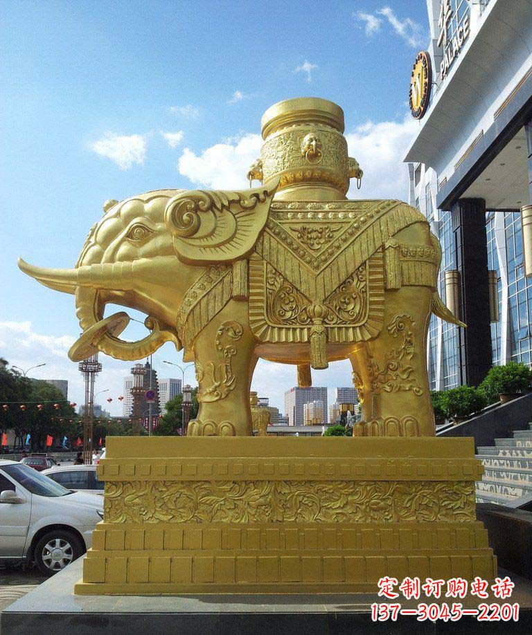 辽阳宝瓶大象铜雕——典雅高贵,美轮美奂