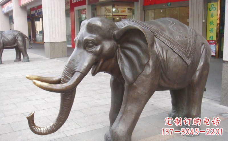 辽阳祥和如意的铜制大象雕塑