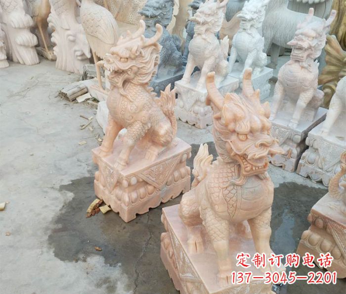 辽阳华丽夺目,雕琢精美的麒麟石雕