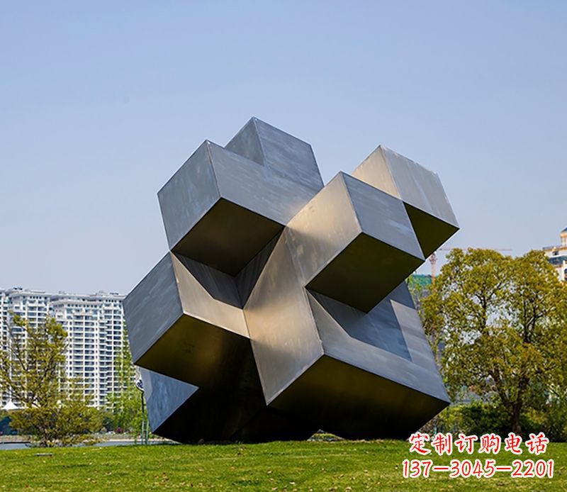 辽阳魔方公园不锈钢雕塑