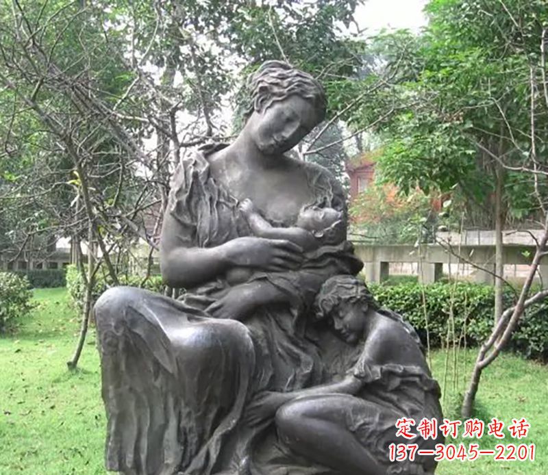 辽阳铸造母爱——母亲铜雕塑