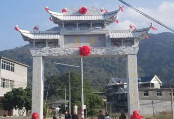 辽阳红旗渠分水苑牌坊浮雕雕塑：专业雕塑定制服务
