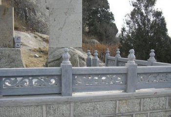 辽阳中领雕塑：门神镇守！大理石栏板石雕