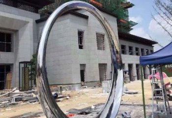 辽阳精致典雅的镜面不锈钢圆环雕塑