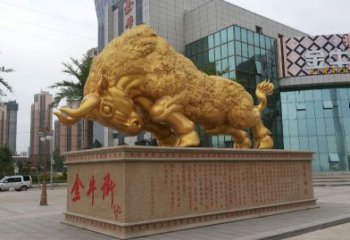 辽阳鎏金开荒牛铜雕像，城市街道景观动物雕塑