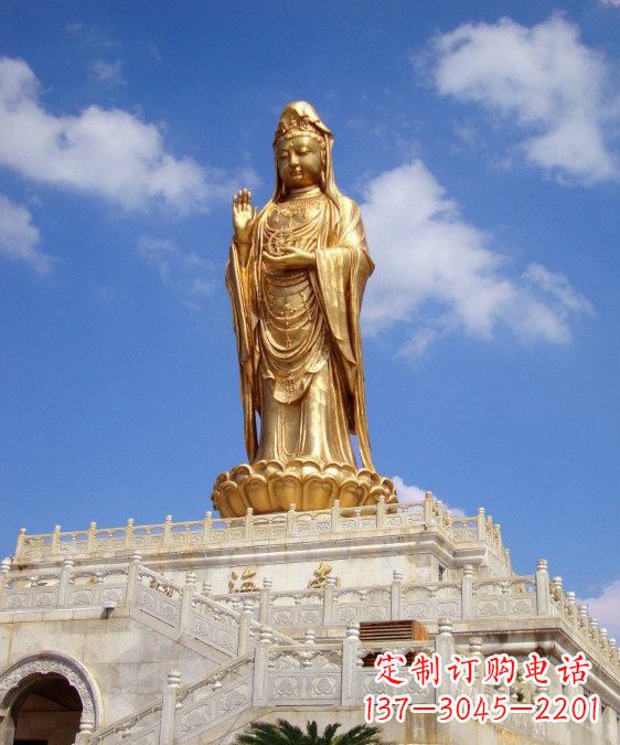 辽阳精致观音塑天然南海玉雕