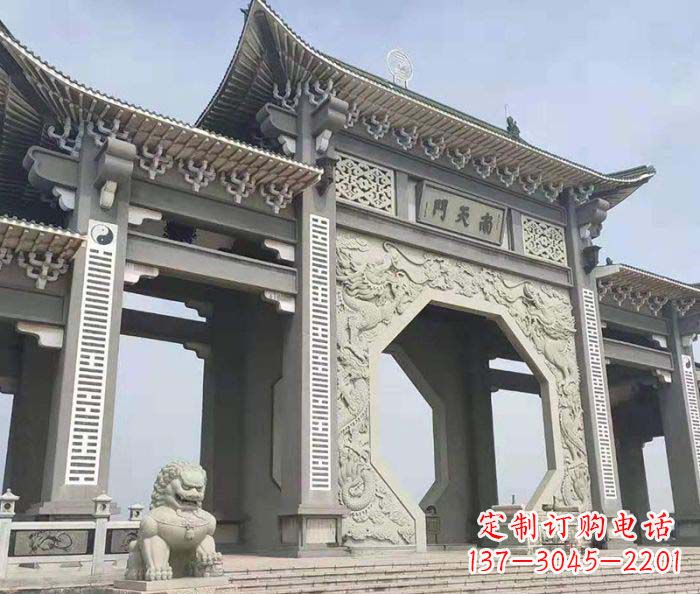 辽阳南天门牌坊石雕，工艺精美，精雕细琢