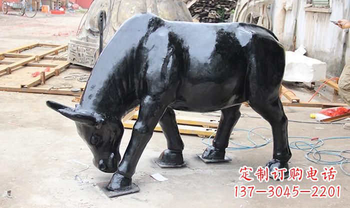 辽阳把传统牧场风情带回家,领雕塑的艺术牛雕塑等你来!