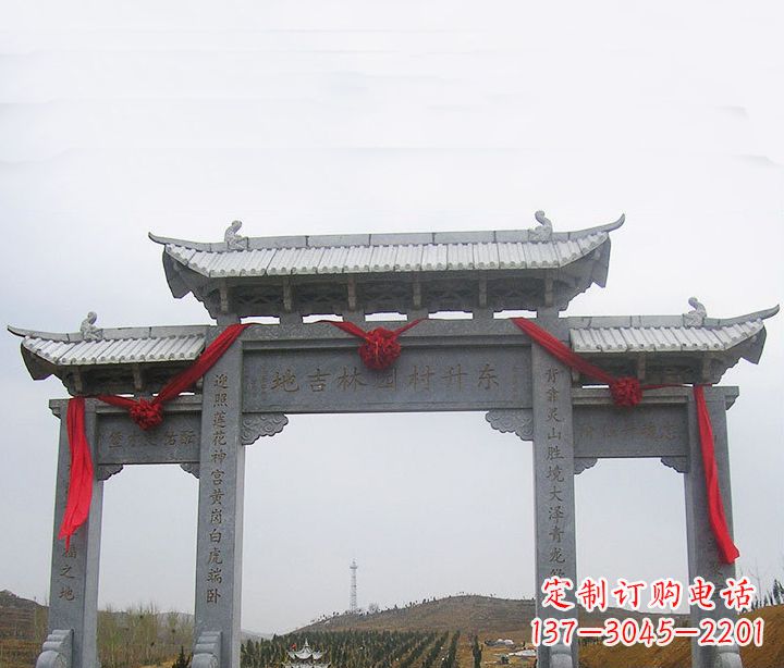 辽阳农村石牌坊石雕