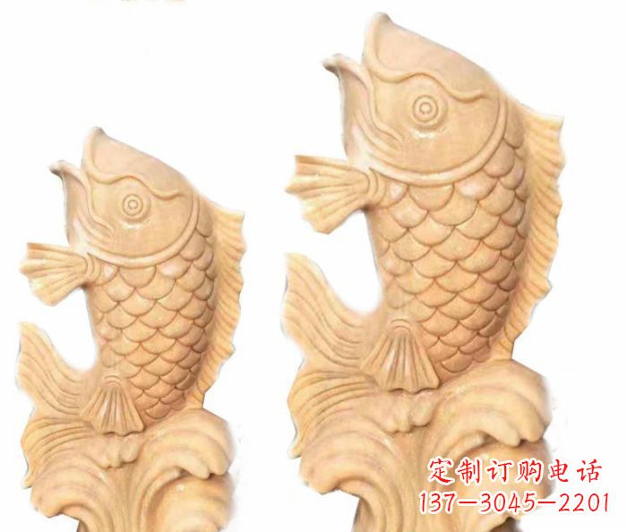 辽阳晚霞红石喷水鲤鱼雕塑,灵动悠扬