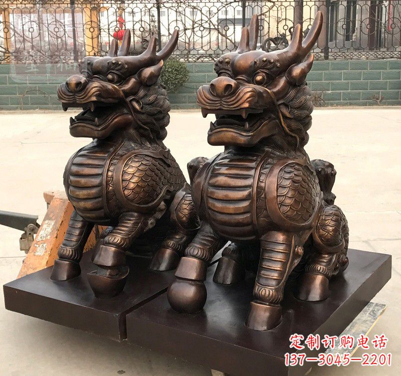 辽阳辟邪铜麒麟