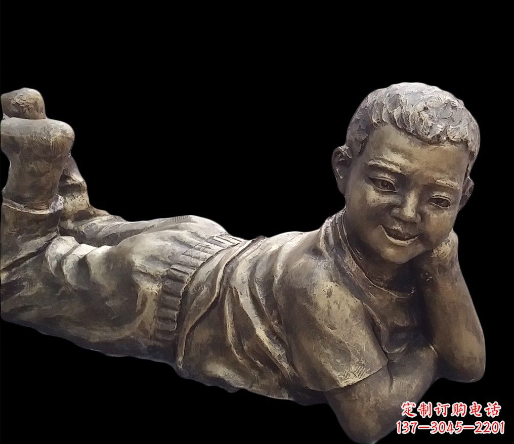 辽阳令人惊叹的青春少年雕塑