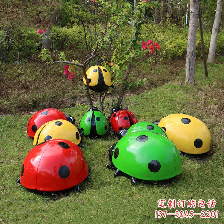辽阳七星瓢虫卡通雕塑