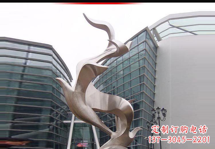 辽阳企业不锈钢雄鹰景观雕塑