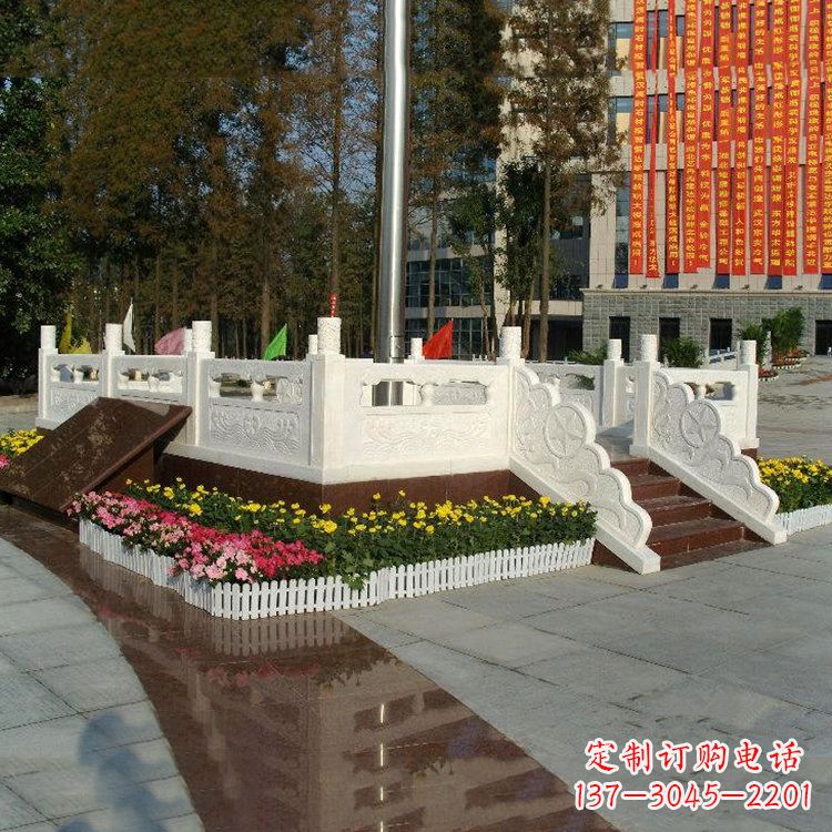 辽阳企业汉白玉石雕广场升旗台