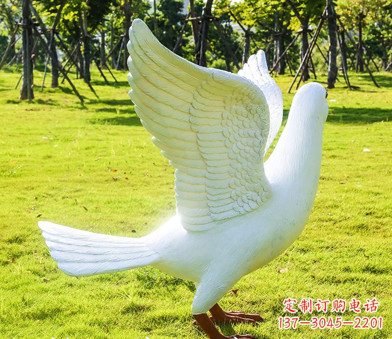 辽阳青岛城市雕塑 少女与和平鸽