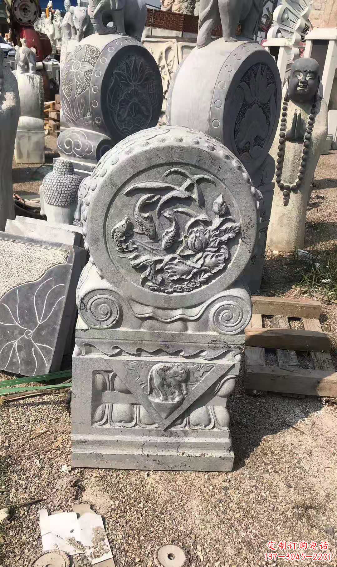 辽阳别具一格的门墩青石仿古雕塑