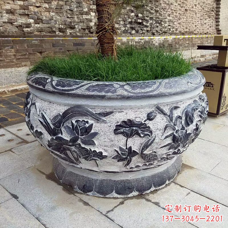 辽阳青石仿古风格的花盆雕塑
