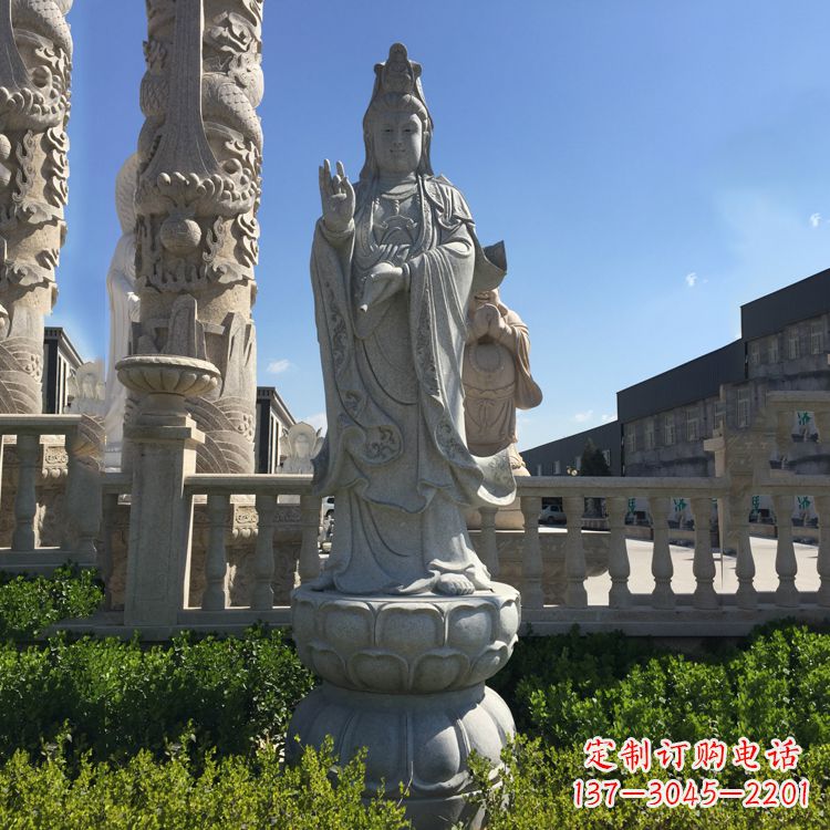 辽阳青石观音菩萨石雕塑