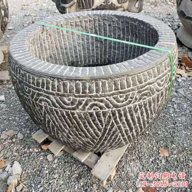辽阳精美青石莲花水缸雕塑