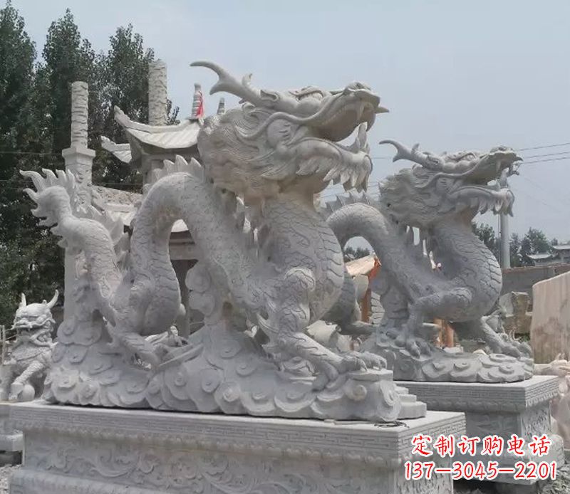 辽阳青石龙雕塑