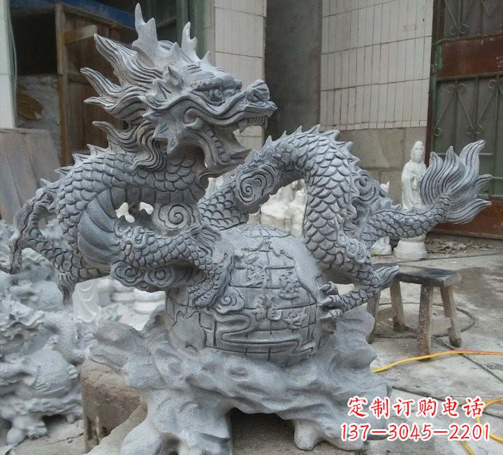 辽阳传统文化的艺术品——青石龙雕塑