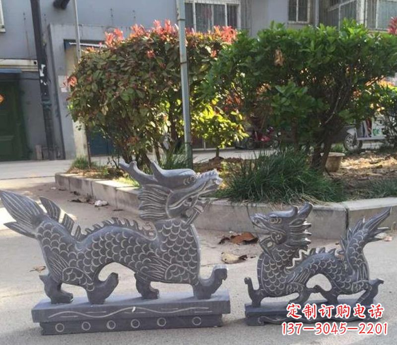 辽阳青石雕刻母子龙是由中领雕塑工厂家生产的一…