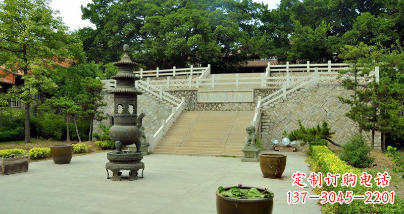 辽阳青铜香炉雕塑 (2)