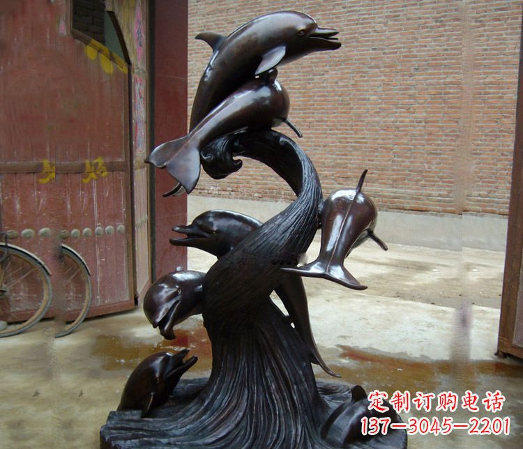 辽阳群雕浪花海豚摆件