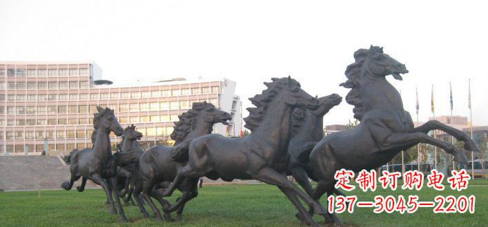 辽阳群马公园动物铜雕
