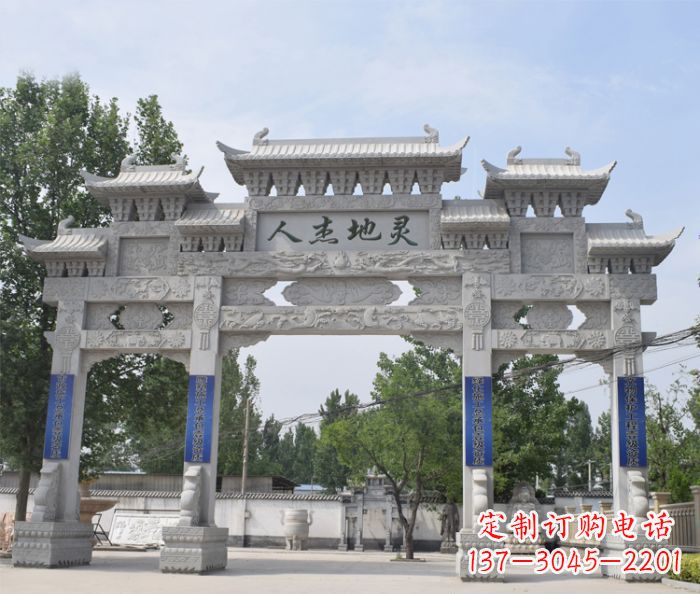 辽阳以大理石铸就美妙牌坊雕塑
