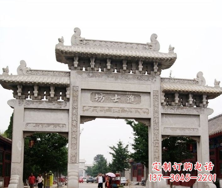辽阳艺术匠心打造的石雕牌坊