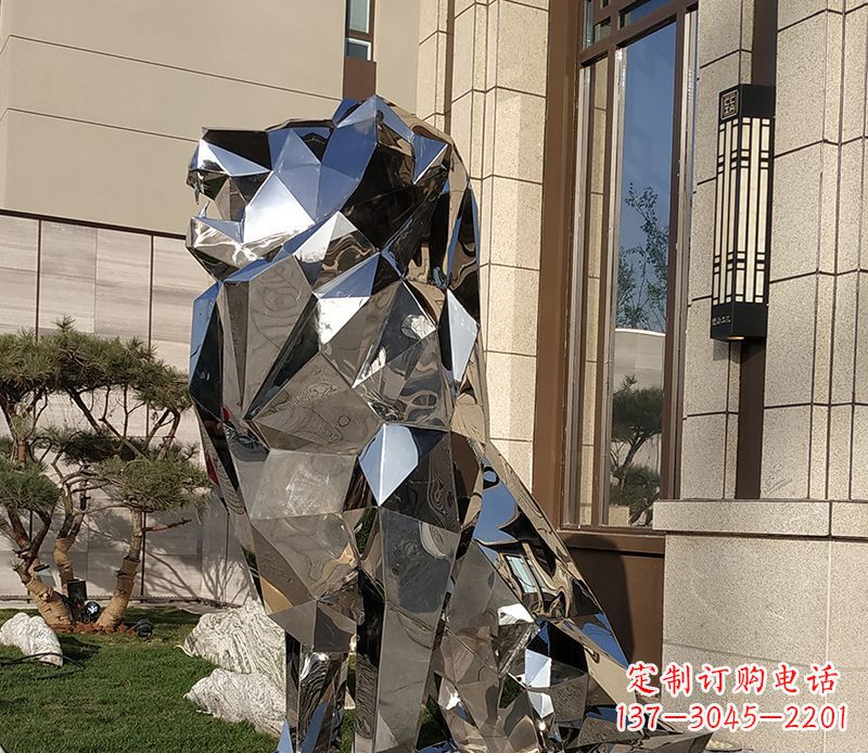 辽阳历史荣耀:狮子雕塑门口摆件
