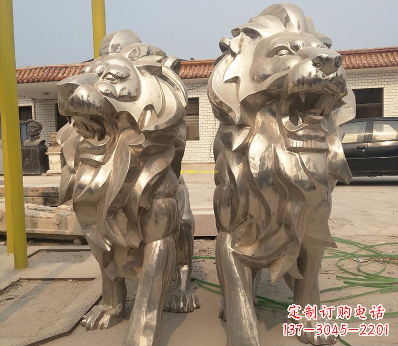 辽阳象征力量与智慧的狮子雕塑