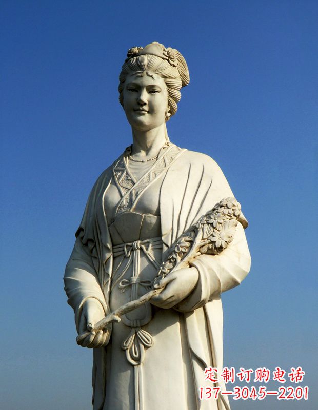 辽阳领雕塑:精致雕刻,体现经典美女雕像
