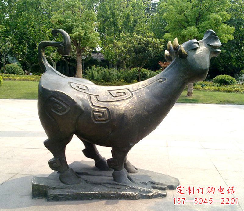 辽阳十二生肖铜雕摆件