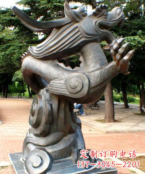 辽阳十二生肖铜雕龙