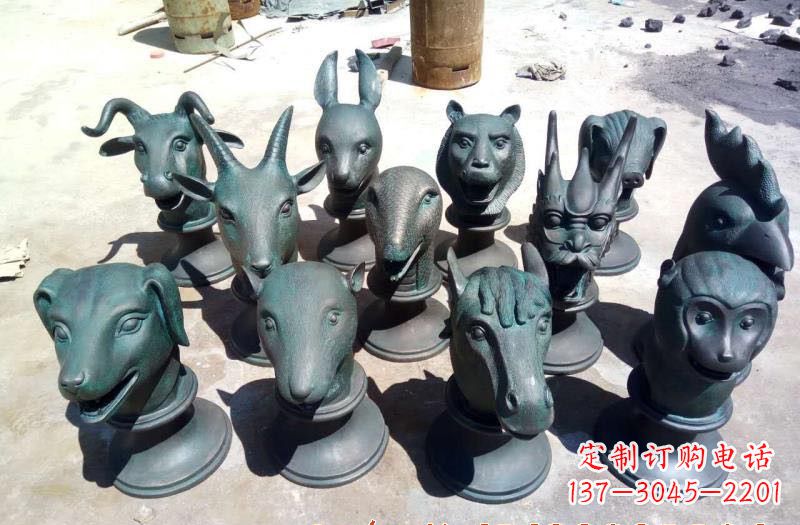 辽阳十二生肖铜雕头像雕塑