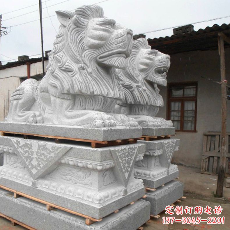辽阳港币狮子雕塑,华丽展现华夏气势