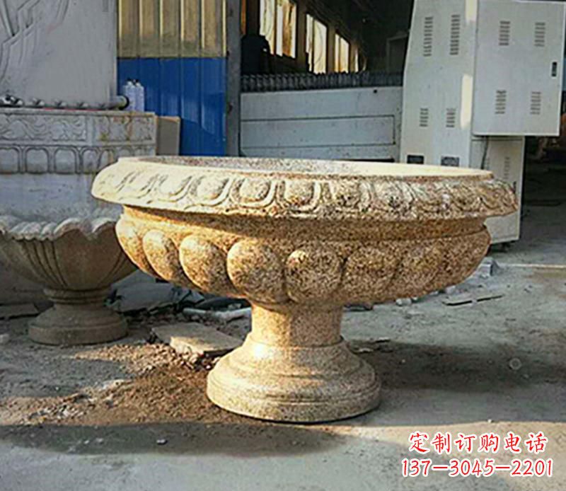 辽阳领雕塑的石雕花盆雕塑是由一流的雕塑艺术家…
