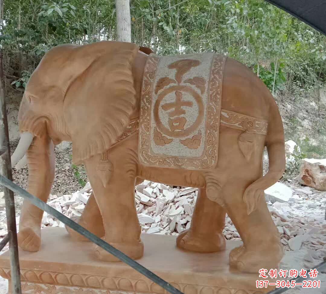 辽阳石雕吉祥大象雕塑
