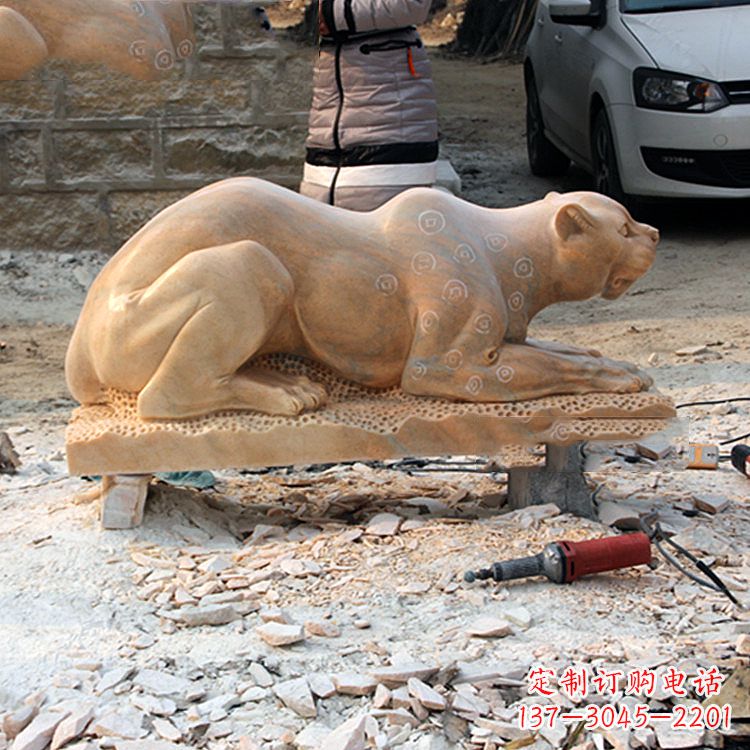 辽阳中领雕塑:精美雕刻豹雕塑