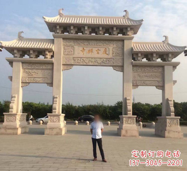 辽阳石牌坊和石牌楼