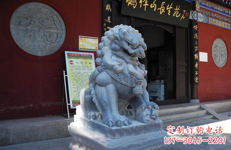 辽阳石狮子寺庙门口石雕