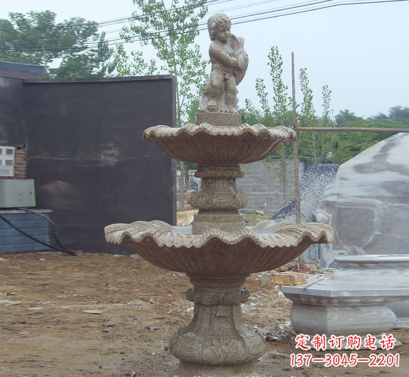 辽阳双手捧钵的石雕佛像