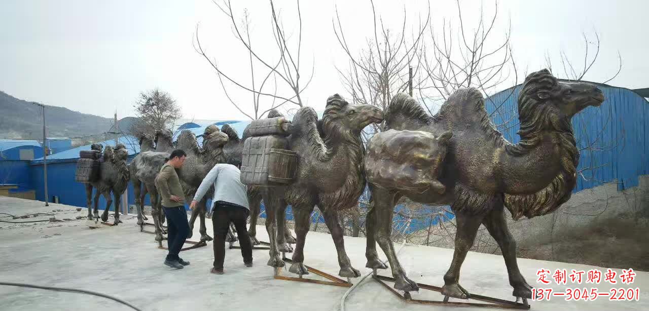 辽阳丝绸之路骆驼雕塑