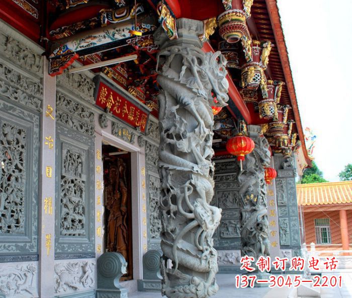 辽阳寺庙景观龙柱石雕